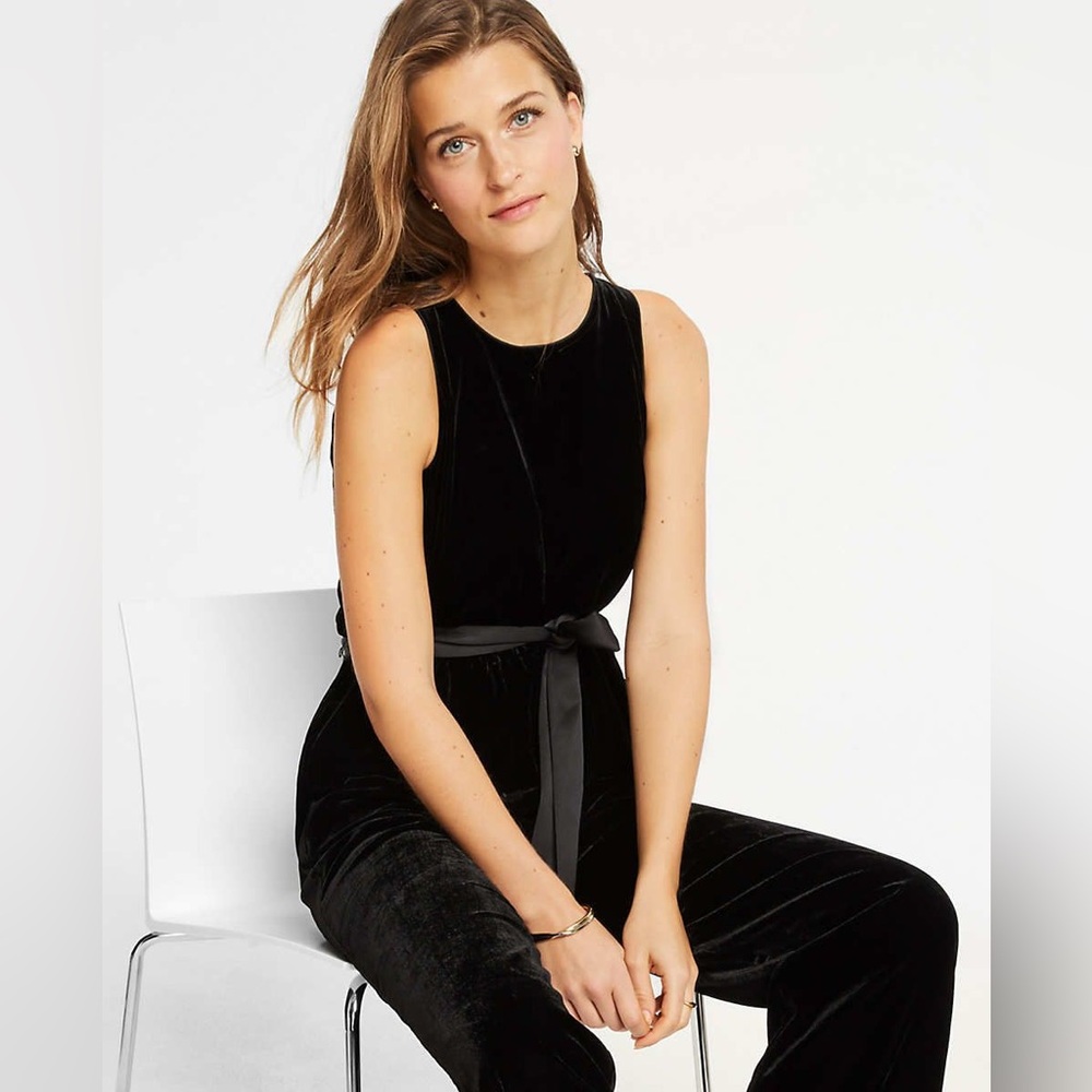 Ann Taylor Velvet Jumpsuit with Satin Sash size 6